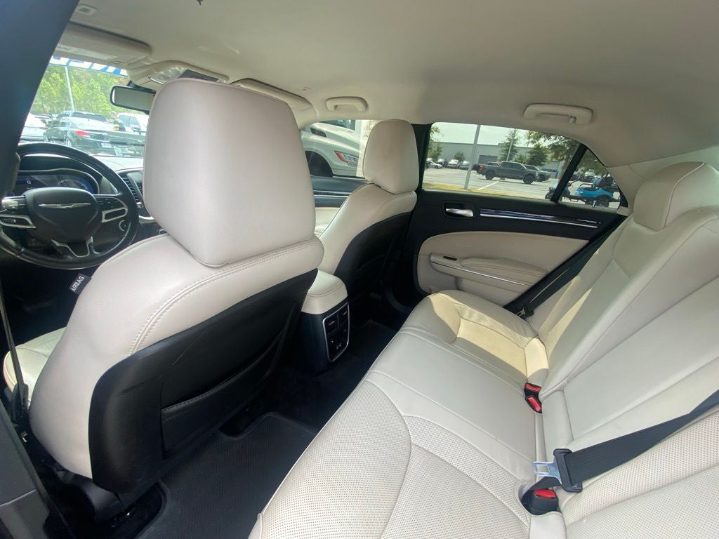 2018 Chrysler 300 Limited