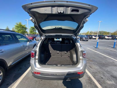 2024 Jeep Compass Latitude Lux