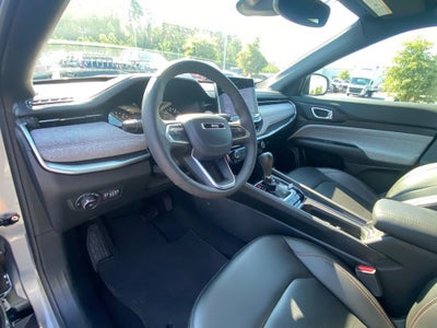 2024 Jeep Compass Latitude Lux