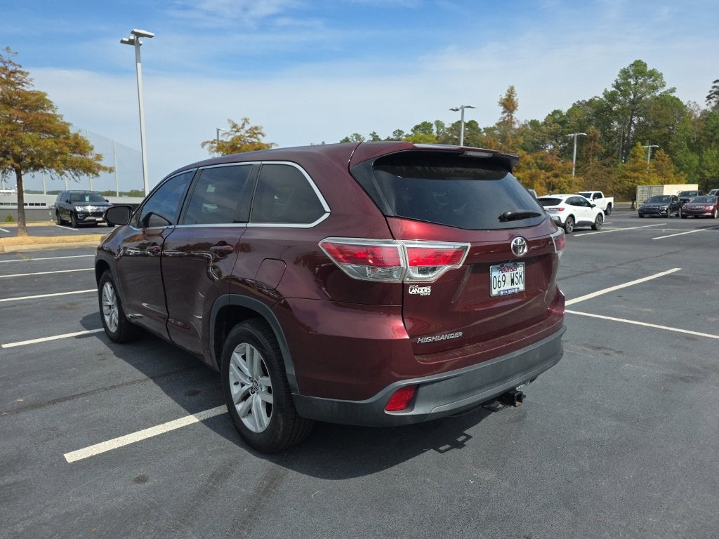 2016 Toyota Highlander LE V6