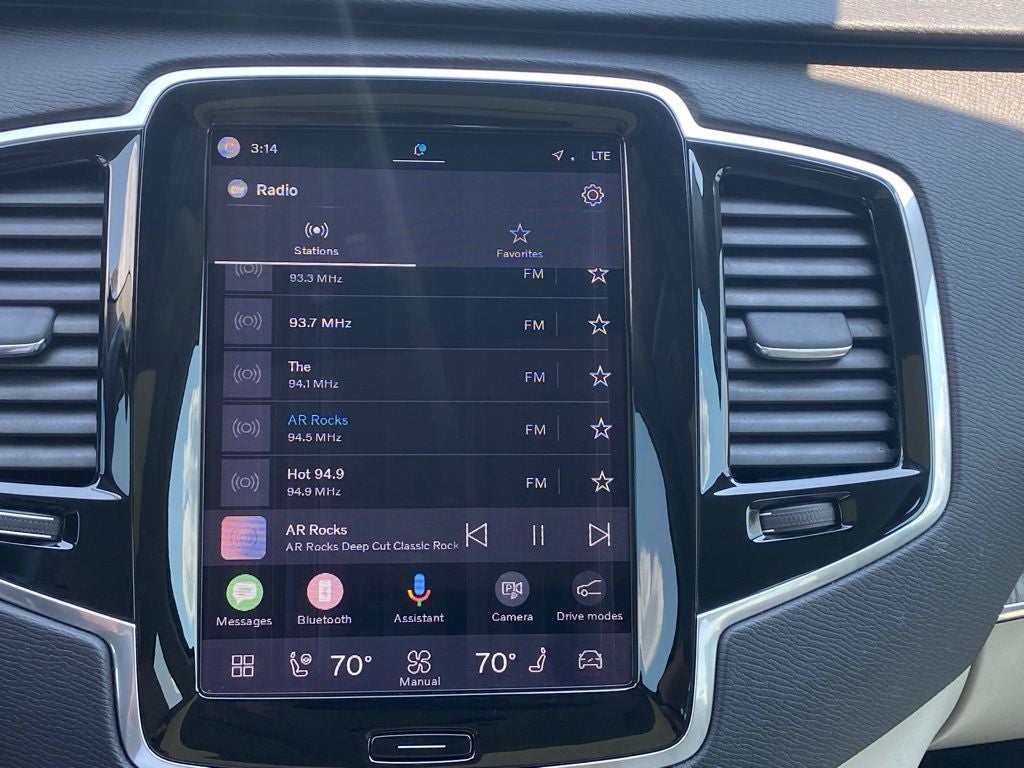 2023 Volvo XC90 B6 Plus 6-Seater