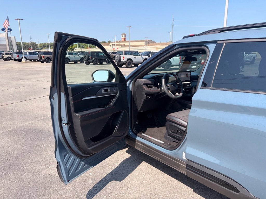 2026 Ford Explorer ST-Line - 4WD - CLEAN CARFAX
