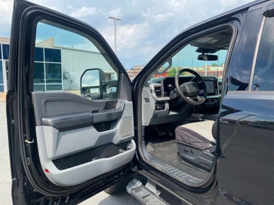 2023 Ford F-250SD XLT -4WD - CLEAN CARFAX - ONE OWNER