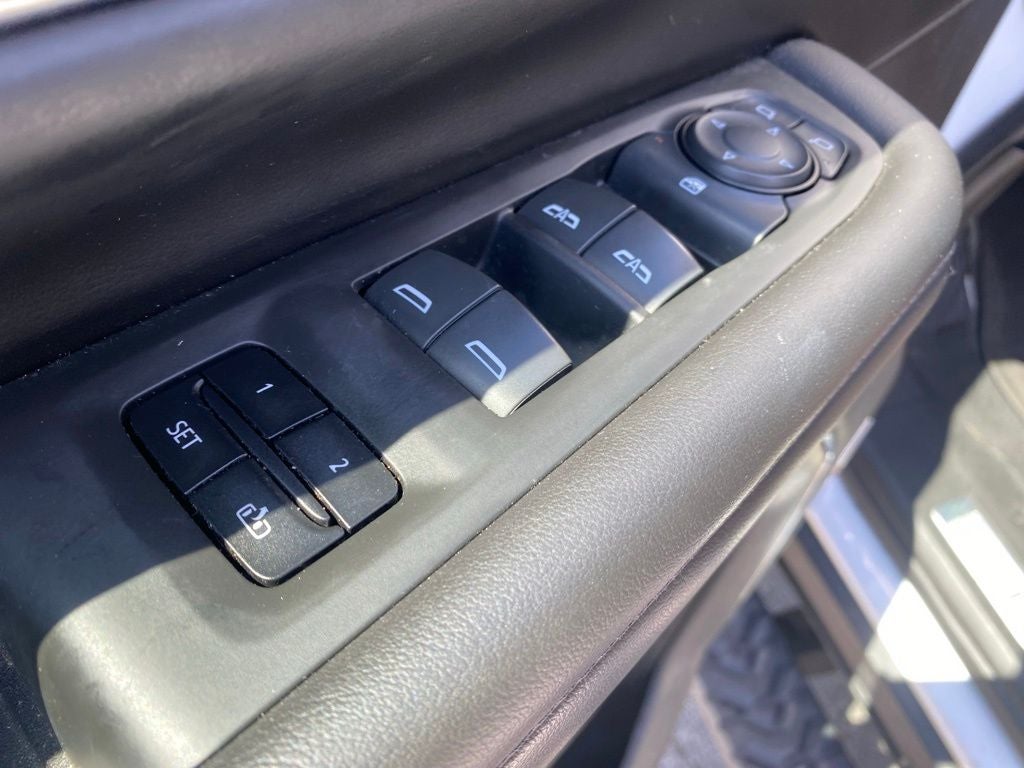 2023 Chevrolet Tahoe Z71 Sunroof-Clean Carfax