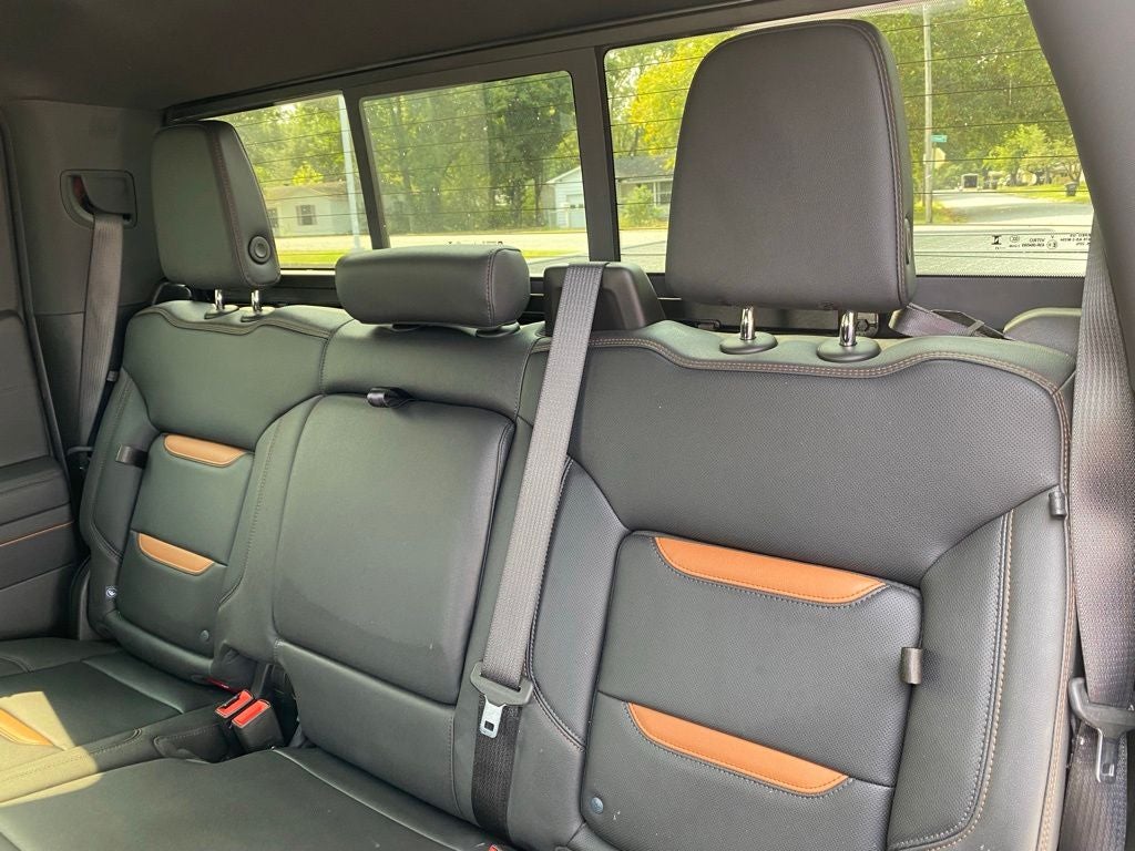 2025 GMC Sierra 1500 AT4