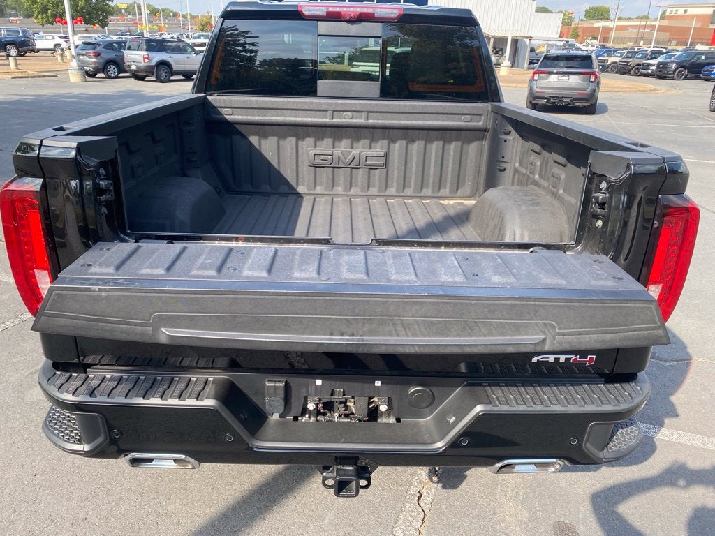 2025 GMC Sierra 1500 AT4 - 6.2L V-8 - TECHNOLOGY PACKAGE