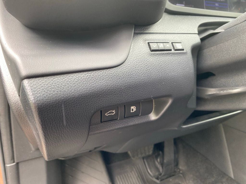 2023 Toyota Crown Platinum