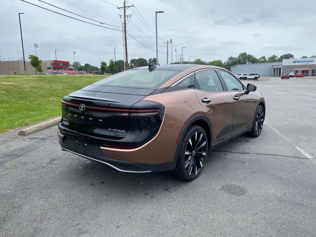 2023 Toyota Crown Platinum