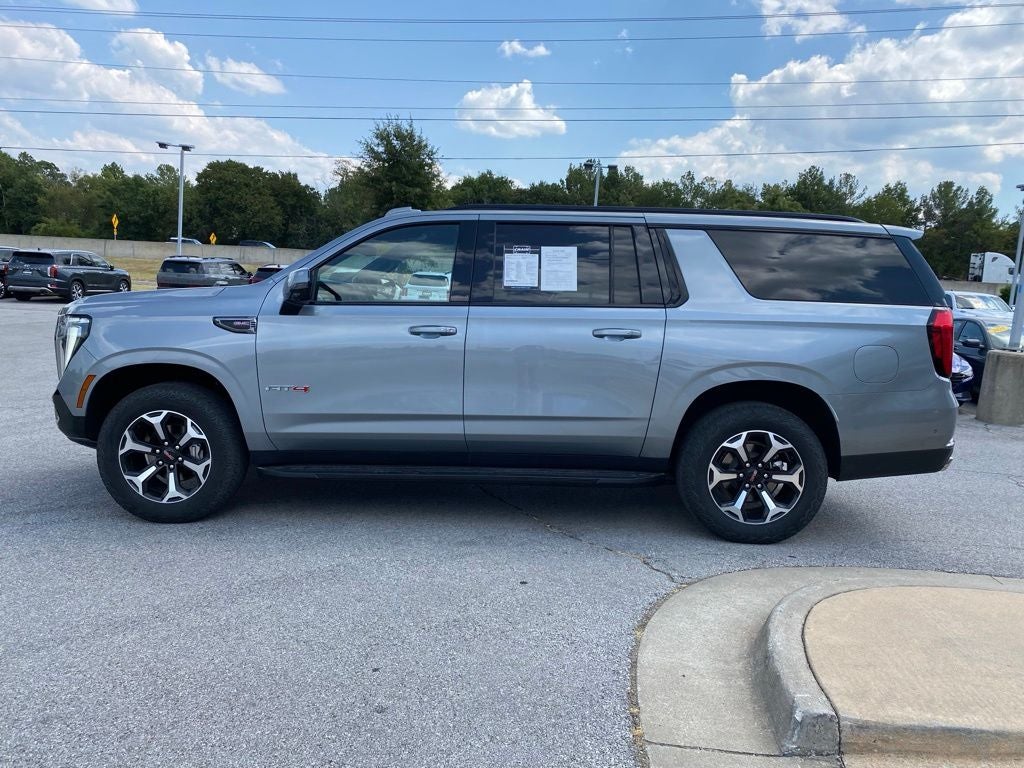 2025 GMC Yukon XL AT4