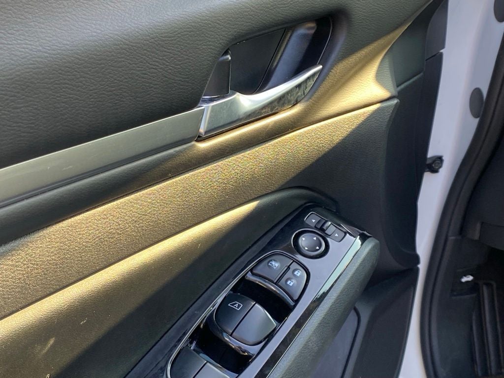 2025 Nissan Altima 2.5 SR