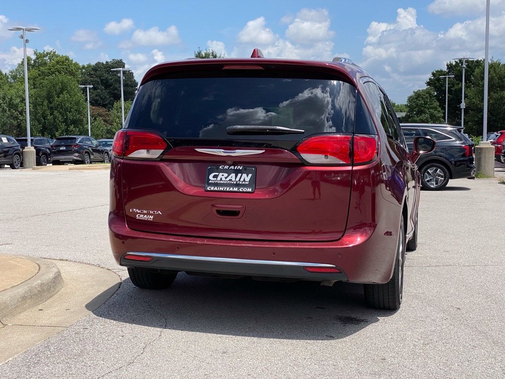 2019 Chrysler Pacifica Touring L