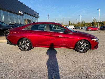 2024 Hyundai Elantra Limited