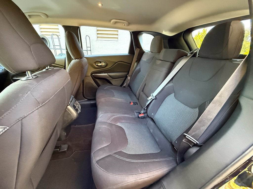 2019 Jeep Cherokee Latitude