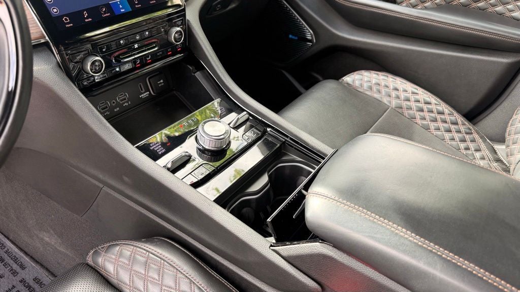 2023 Jeep Grand Cherokee L Summit HEMI