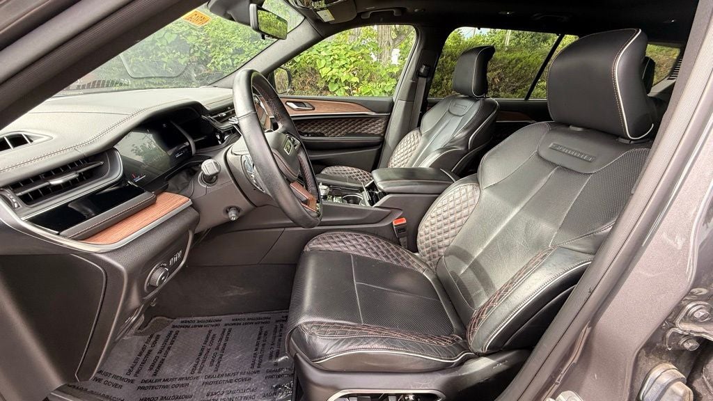 2023 Jeep Grand Cherokee L Summit HEMI