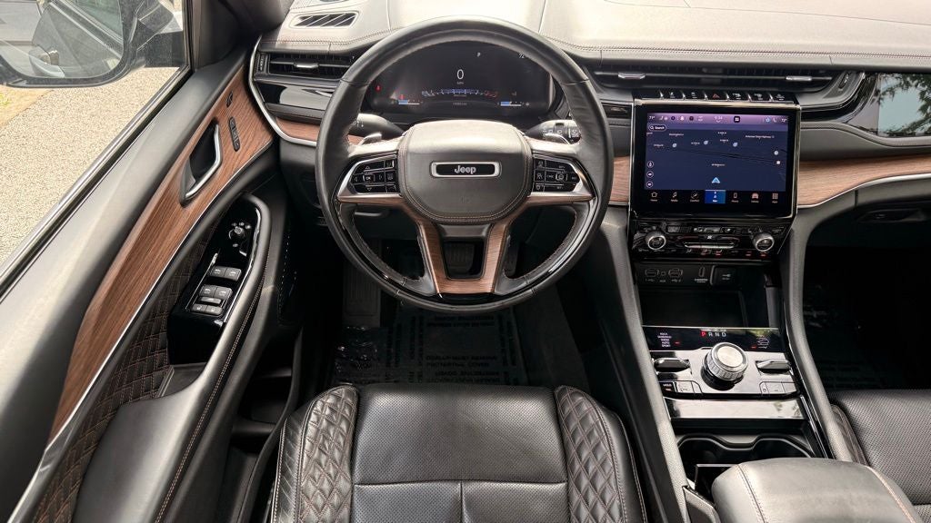 2023 Jeep Grand Cherokee L Summit HEMI