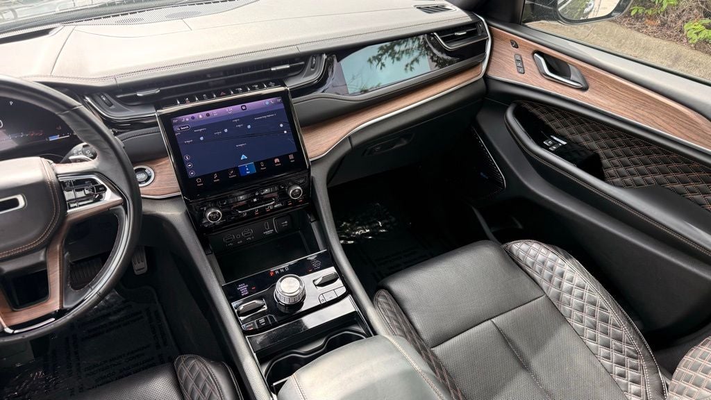 2023 Jeep Grand Cherokee L Summit HEMI