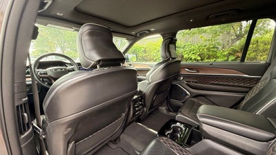 2023 Jeep Grand Cherokee L Summit HEMI