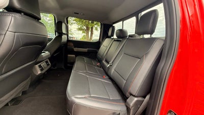 2024 Ford F-250SD Lariat ONE OWNER CLEAN CARFAX