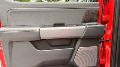 2024 Ford F-250SD Lariat ONE OWNER CLEAN CARFAX