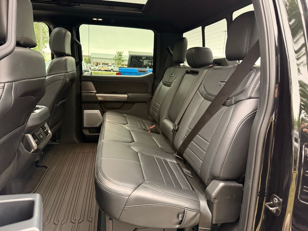 2026 Ford F-350SD Platinum ONE OWNER CLEAN CARFAX