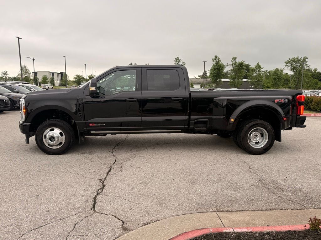 2026 Ford F-350SD Platinum ONE OWNER CLEAN CARFAX