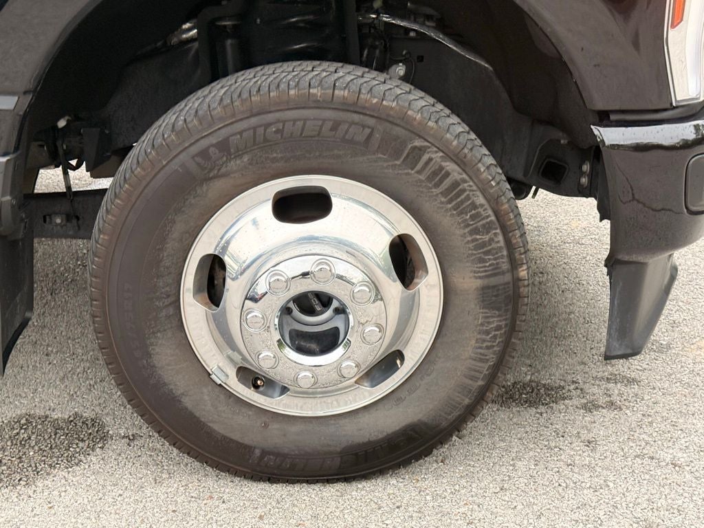 2026 Ford F-350SD Platinum ONE OWNER CLEAN CARFAX