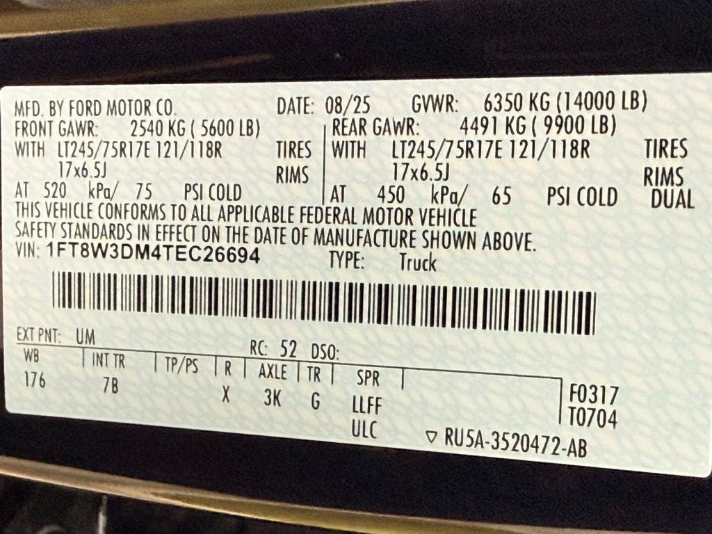 2026 Ford F-350SD Platinum ONE OWNER CLEAN CARFAX