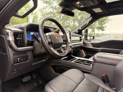 2026 Ford F-350SD Platinum ONE OWNER CLEAN CARFAX