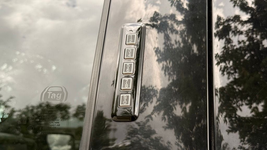 2022 Ford F-150 Tremor CLEAN CARFAX ONE OWNER