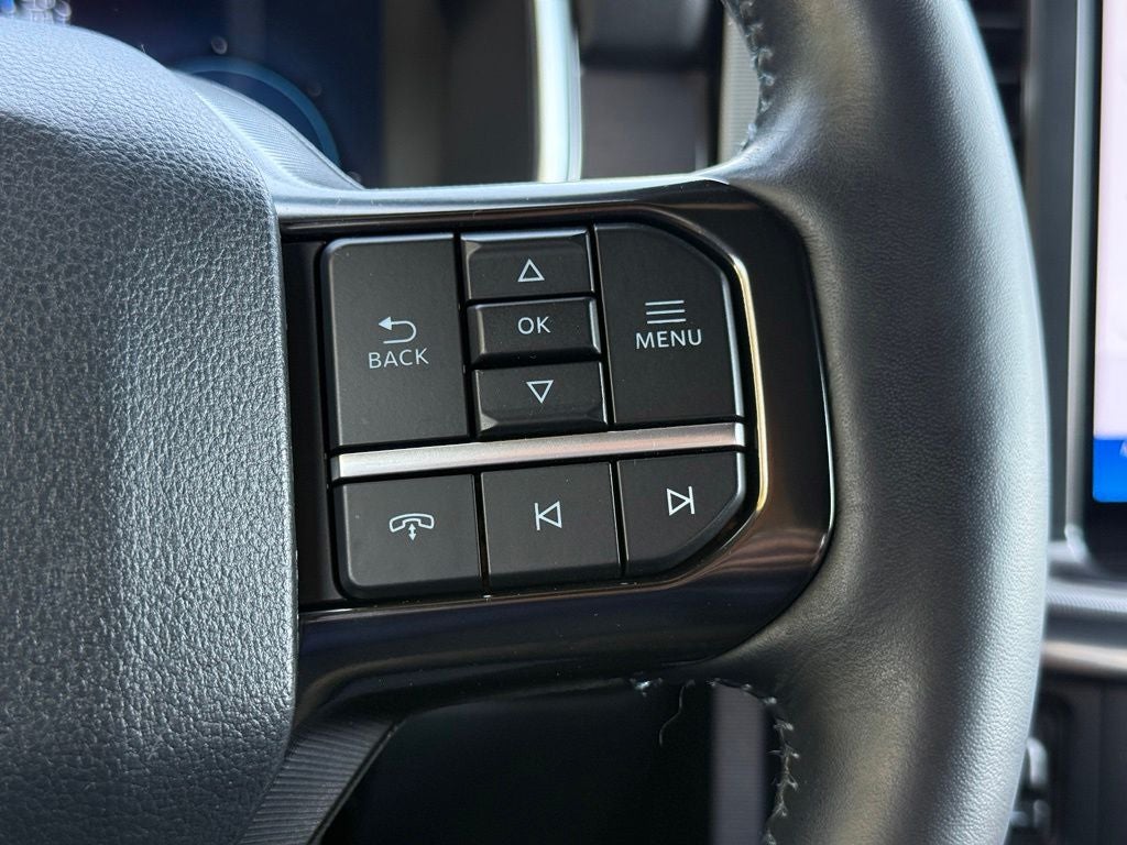 2025 Ford F-150 Platinum - 4WD / CLEAN CARFAX / ONE OWNER