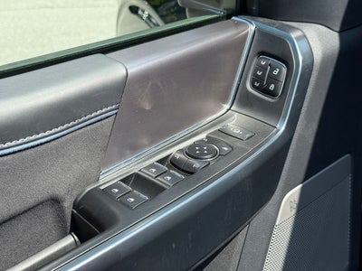 2025 Ford F-150 Platinum - 4WD / CLEAN CARFAX / ONE OWNER