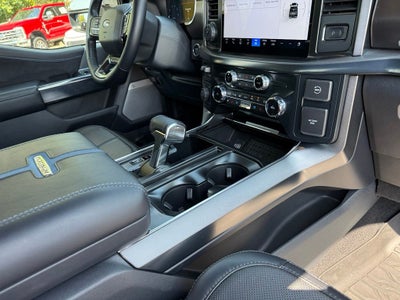 2025 Ford F-150 Platinum - 4WD / CLEAN CARFAX / ONE OWNER