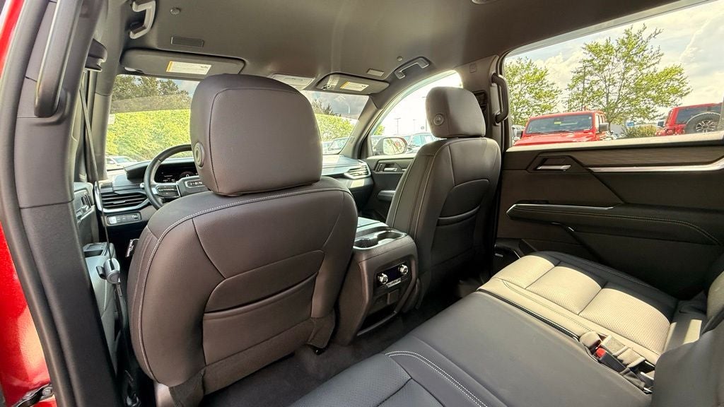 2026 GMC Acadia Elevation LOW MILES