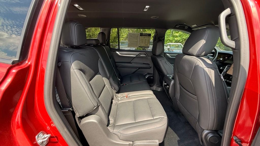 2026 GMC Acadia Elevation LOW MILES