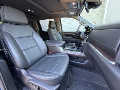 2024 GMC Sierra 1500 SLT - 4WD / CAMPER SHELL / ONE OWNER