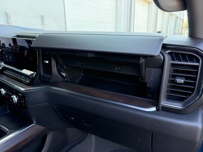 2024 GMC Sierra 1500 SLT - 4WD / CAMPER SHELL / ONE OWNER