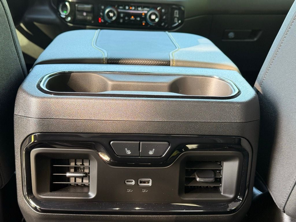 2026 Chevrolet Silverado 2500HD ZR2 ONE OWNER CLEAN CARFAX