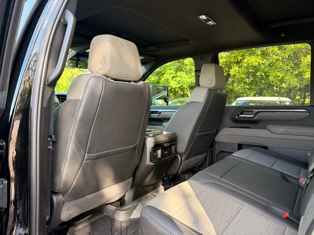 2026 Chevrolet Silverado 2500HD ZR2 ONE OWNER CLEAN CARFAX