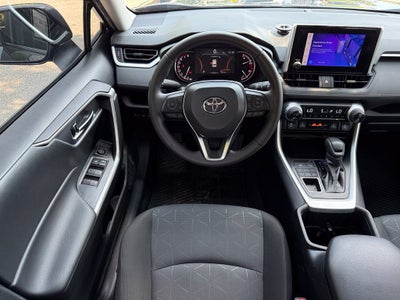 2024 Toyota RAV4 XLE - AWD