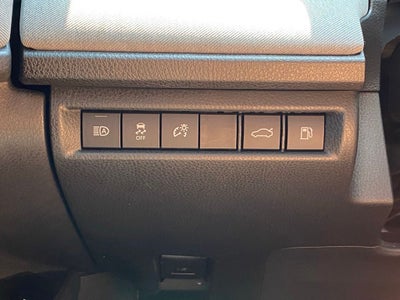 2025 Toyota Camry LE CONVENIENCE PKG / LEATHER!