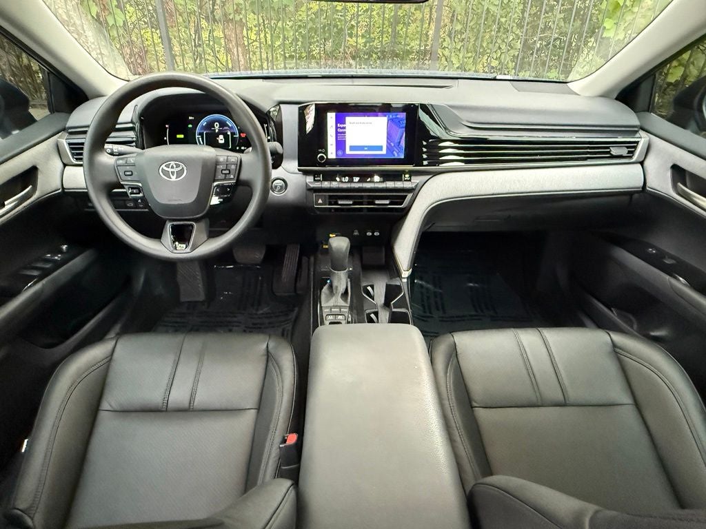 2025 Toyota Camry LE - CARFAX ONE OWNER