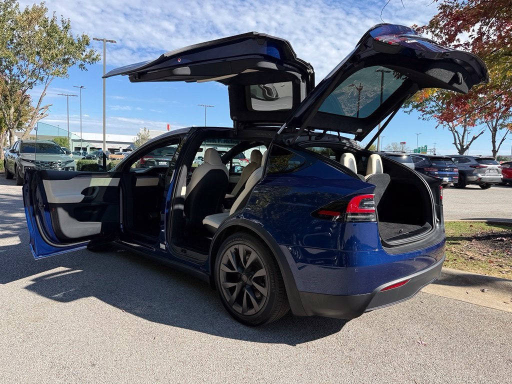 2022 Tesla Model X Base - AWD / 3RD ROW / CLEAN CARFAX