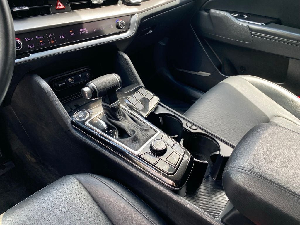 2024 Kia Sportage EX MUST SEE