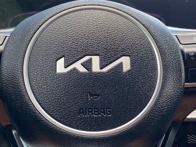 2024 Kia Sportage EX MUST SEE