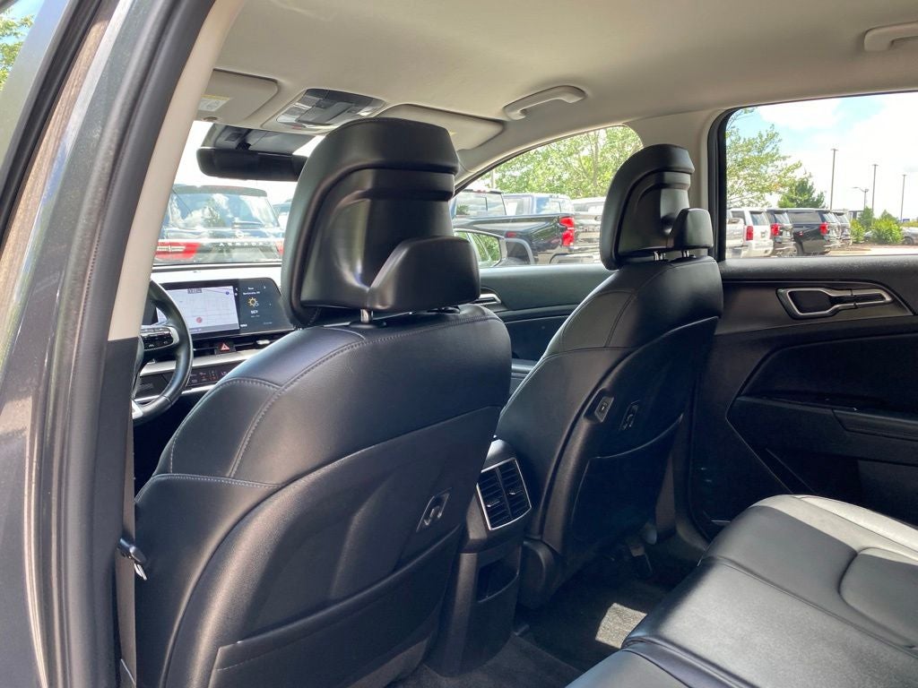 2024 Kia Sportage EX MUST SEE