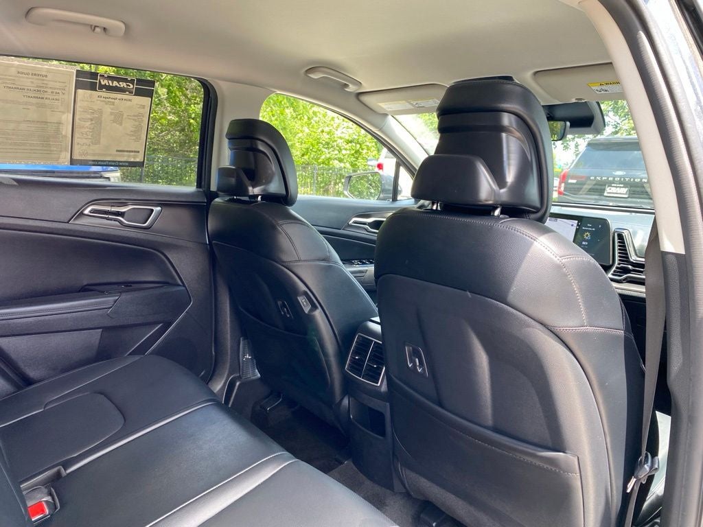 2024 Kia Sportage EX MUST SEE