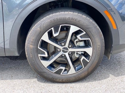 2024 Kia Sportage EX MUST SEE