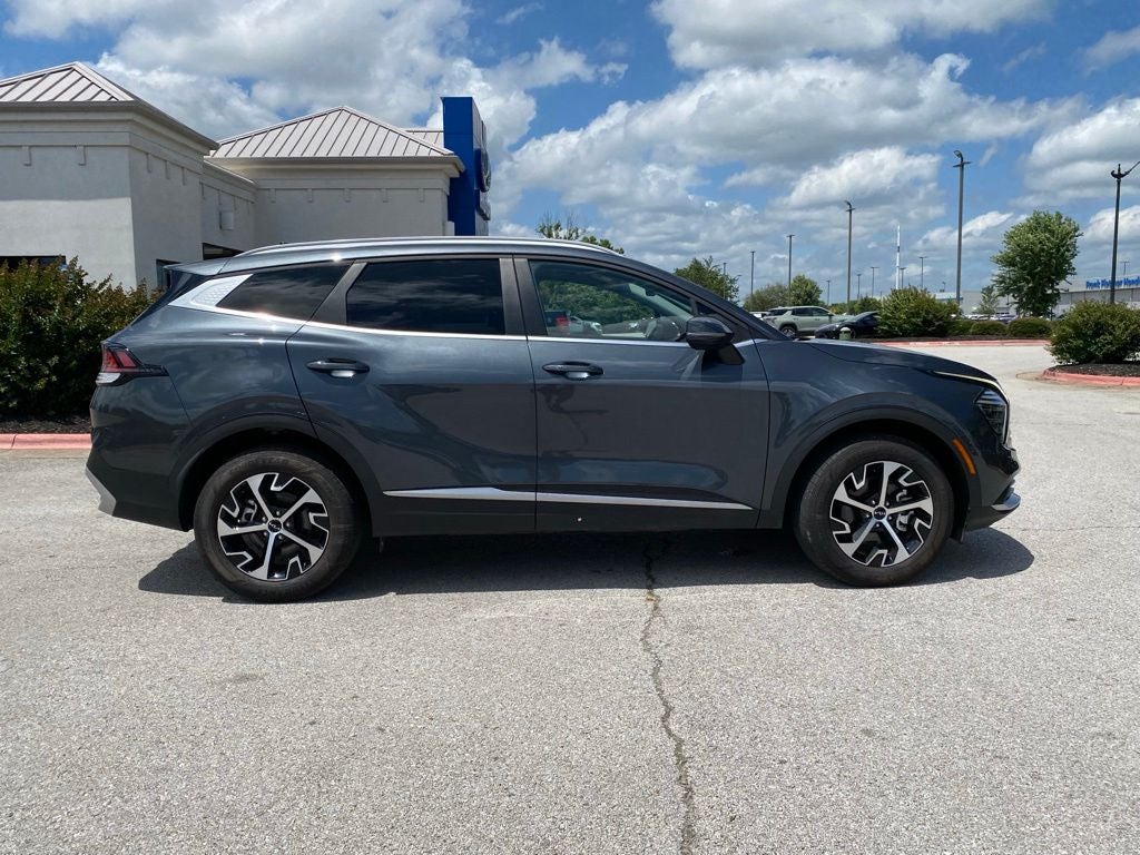 2024 Kia Sportage EX MUST SEE