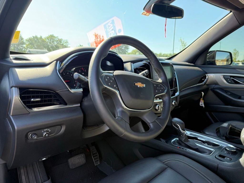 2024 Chevrolet Traverse Limited LT Leather